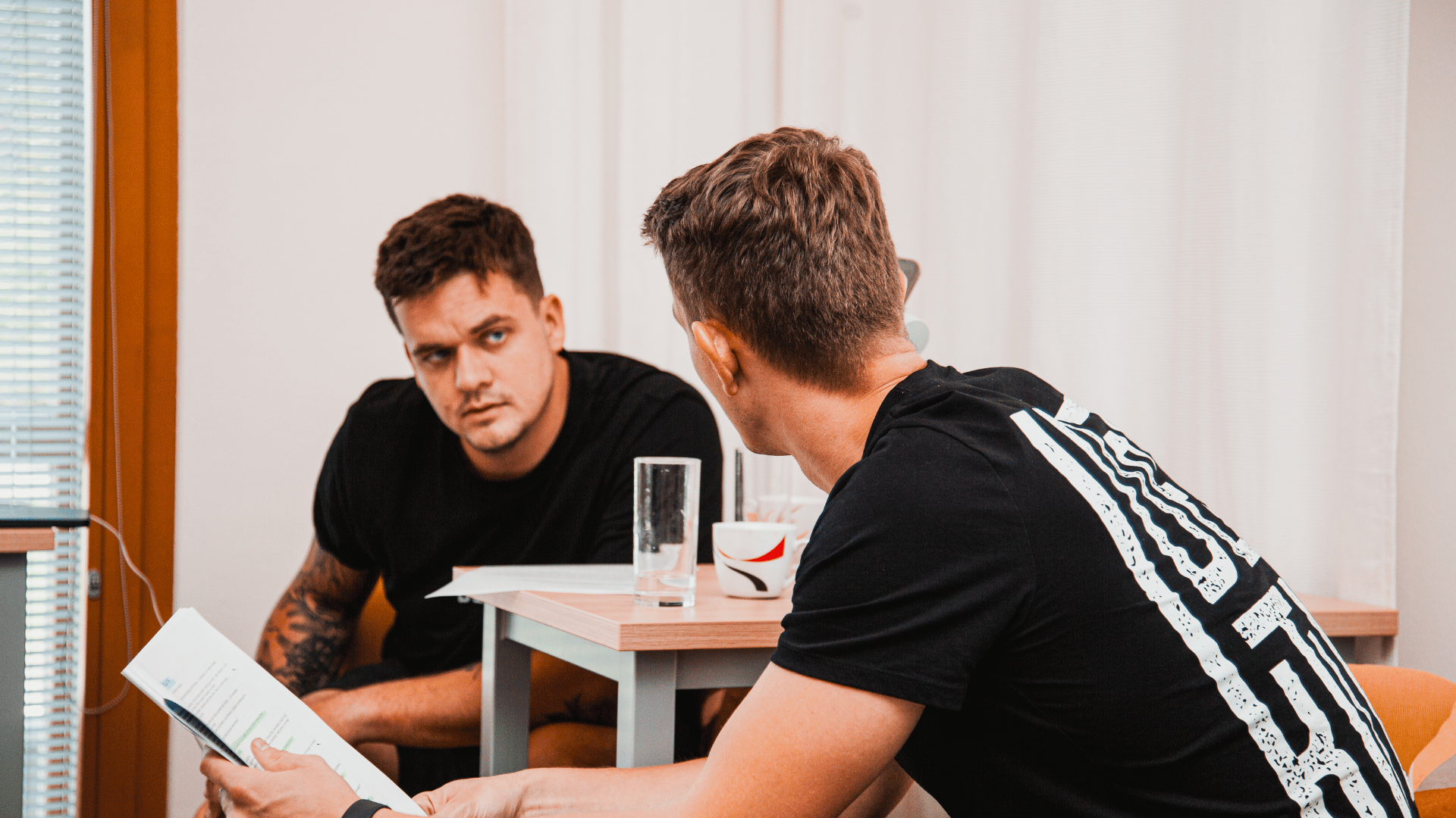 Detektivo při přípravě vyšetřování